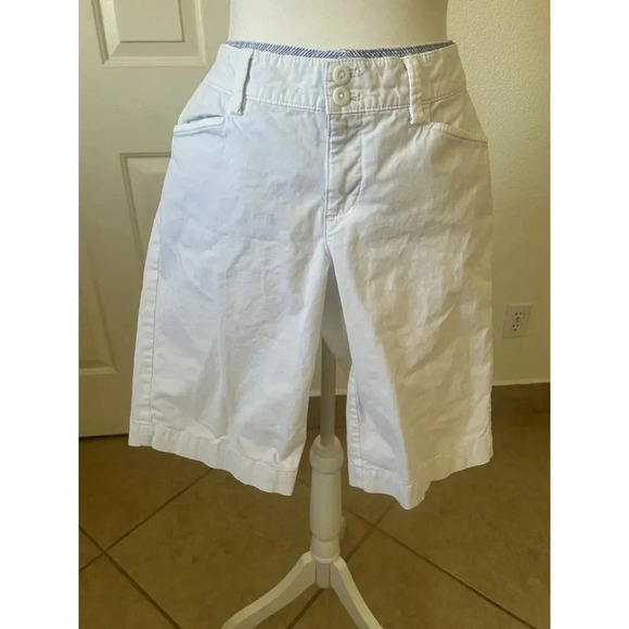 Eddie Bauer Pants - Eddie Bauer Womens Shorts White Flat Front‎ Pockets Size 4